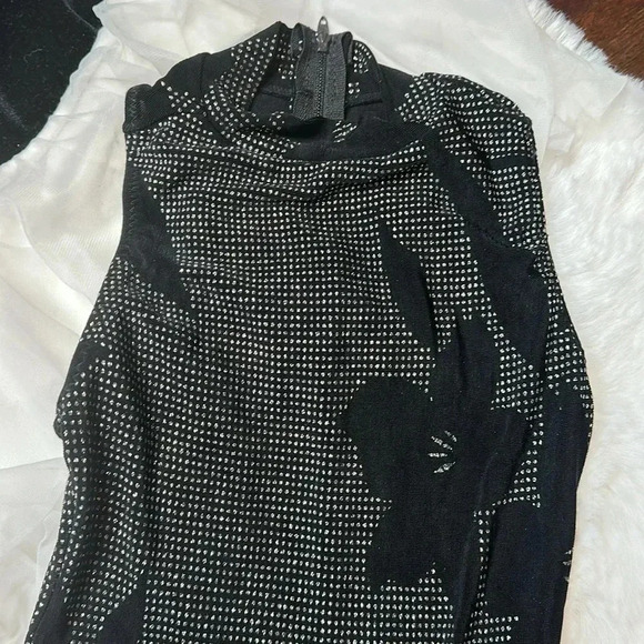 Dance 4 mixed suits brands-> curtains up,
go figure bodywear, Cat&Jack, Danskin - Picture 2 of 5